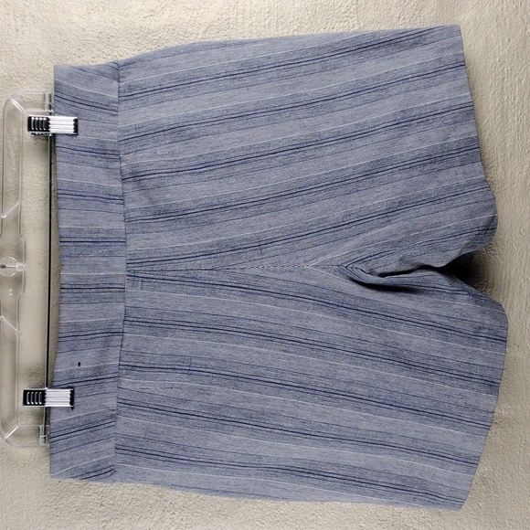 Attyre New York Blue White Pinstripe Rayon Mid Rise Pull On Casual Bermuda Short - Picture 7 of 8